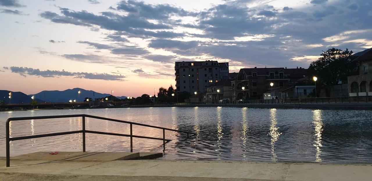 Apartman Srna Τρέμπινιε Εξωτερικό φωτογραφία