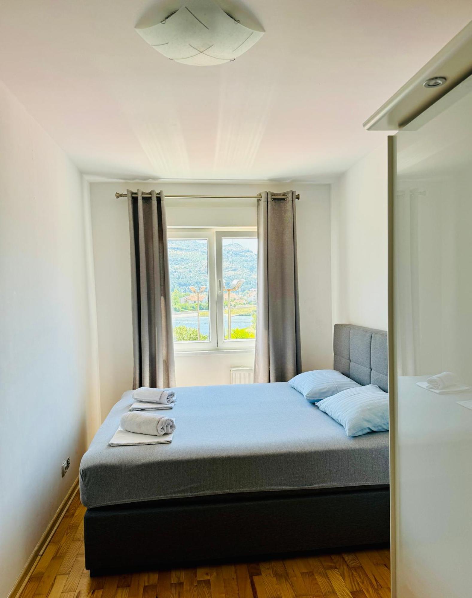 Apartman Srna Τρέμπινιε Εξωτερικό φωτογραφία