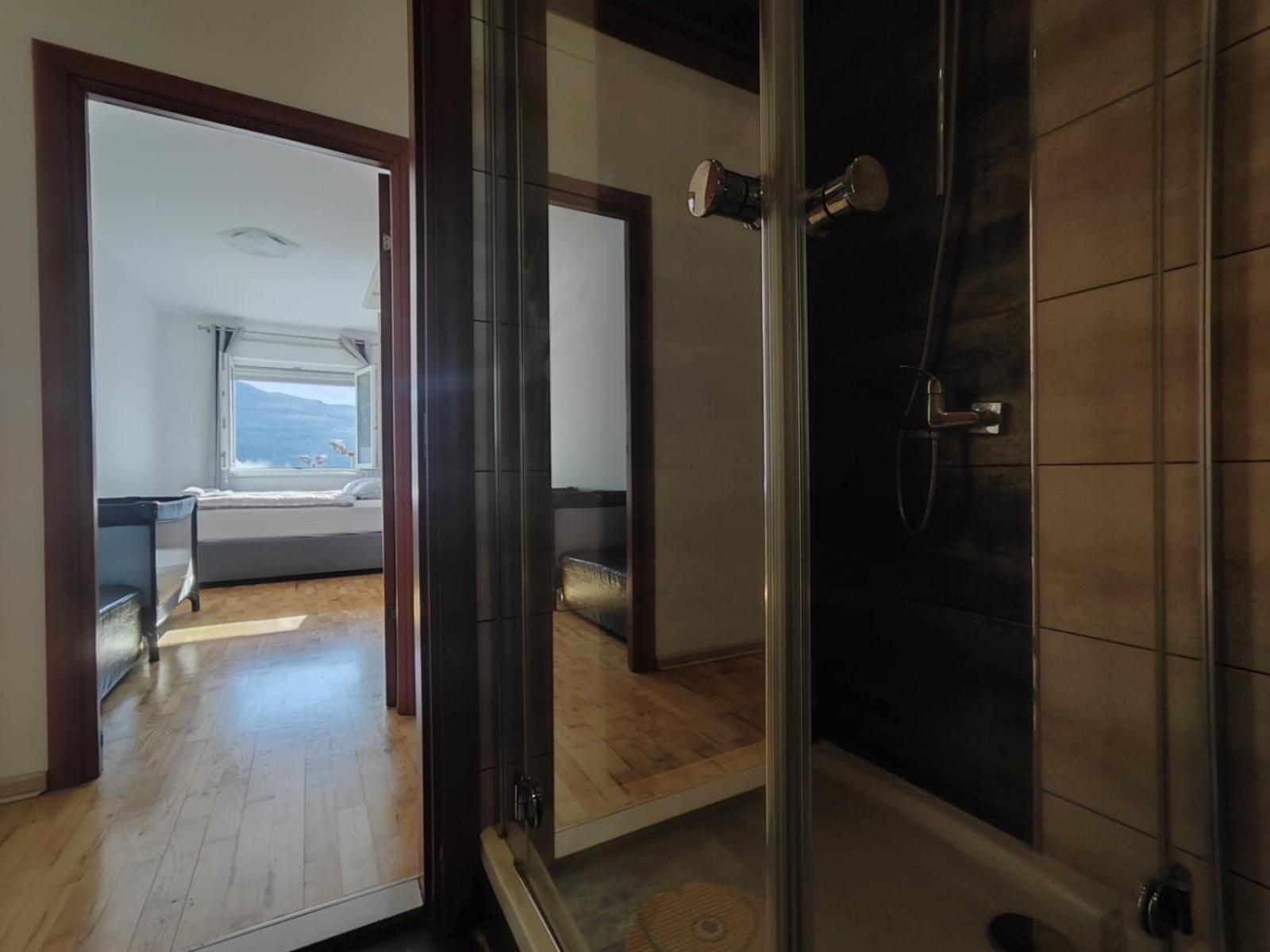 Apartman Srna Τρέμπινιε Εξωτερικό φωτογραφία
